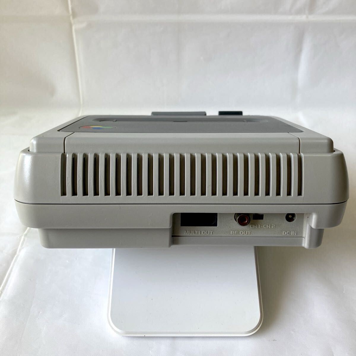 後期型 スーパーファミコン 本体 ソフト 動作品 純正 一式 良品 後期型 スーパーファミコン 本体 ソフト 動作品 純正 一式 良品