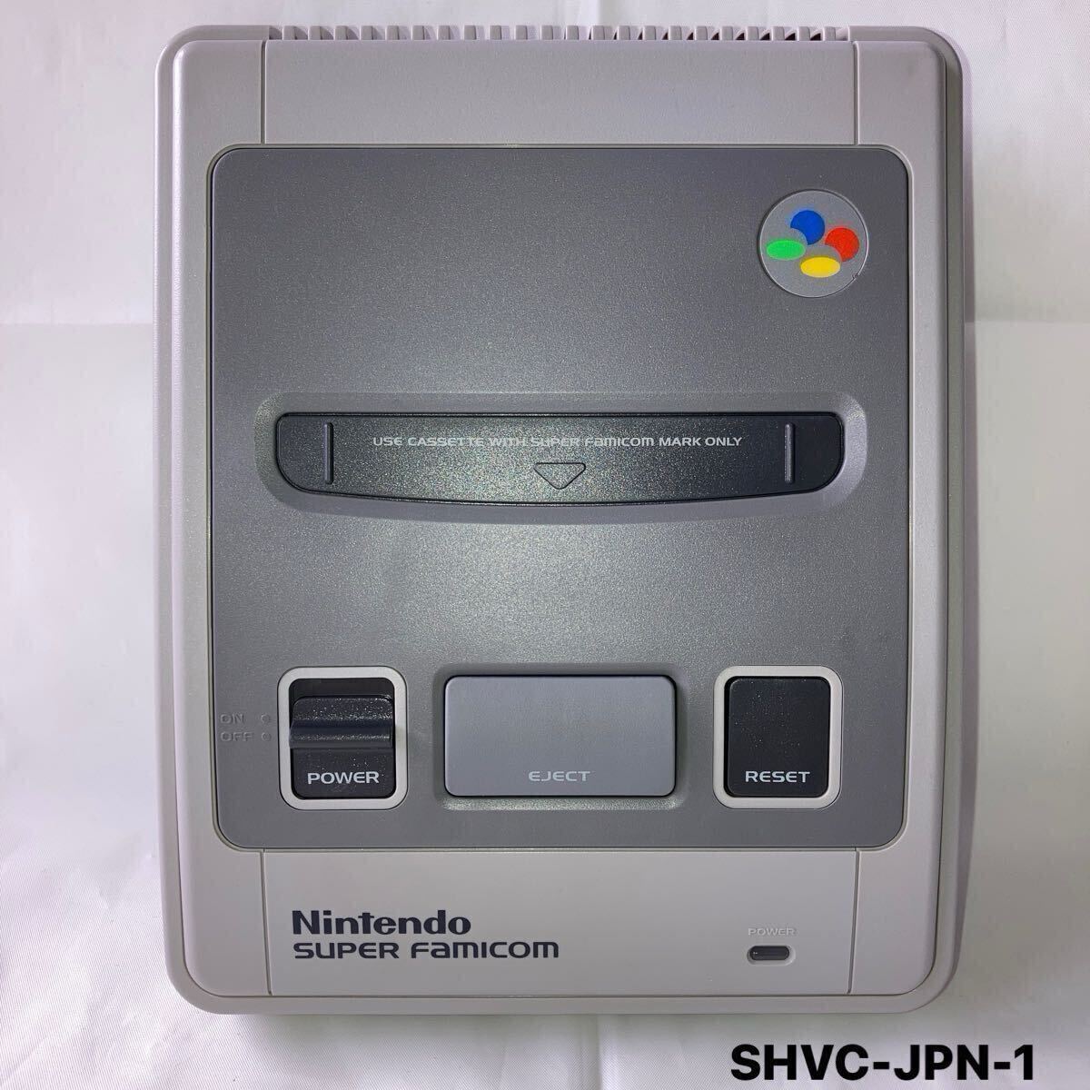 後期型 スーパーファミコン 本体 ソフト 動作品 純正 一式 良品 後期型 スーパーファミコン 本体 ソフト 動作品 純正 一式 良品