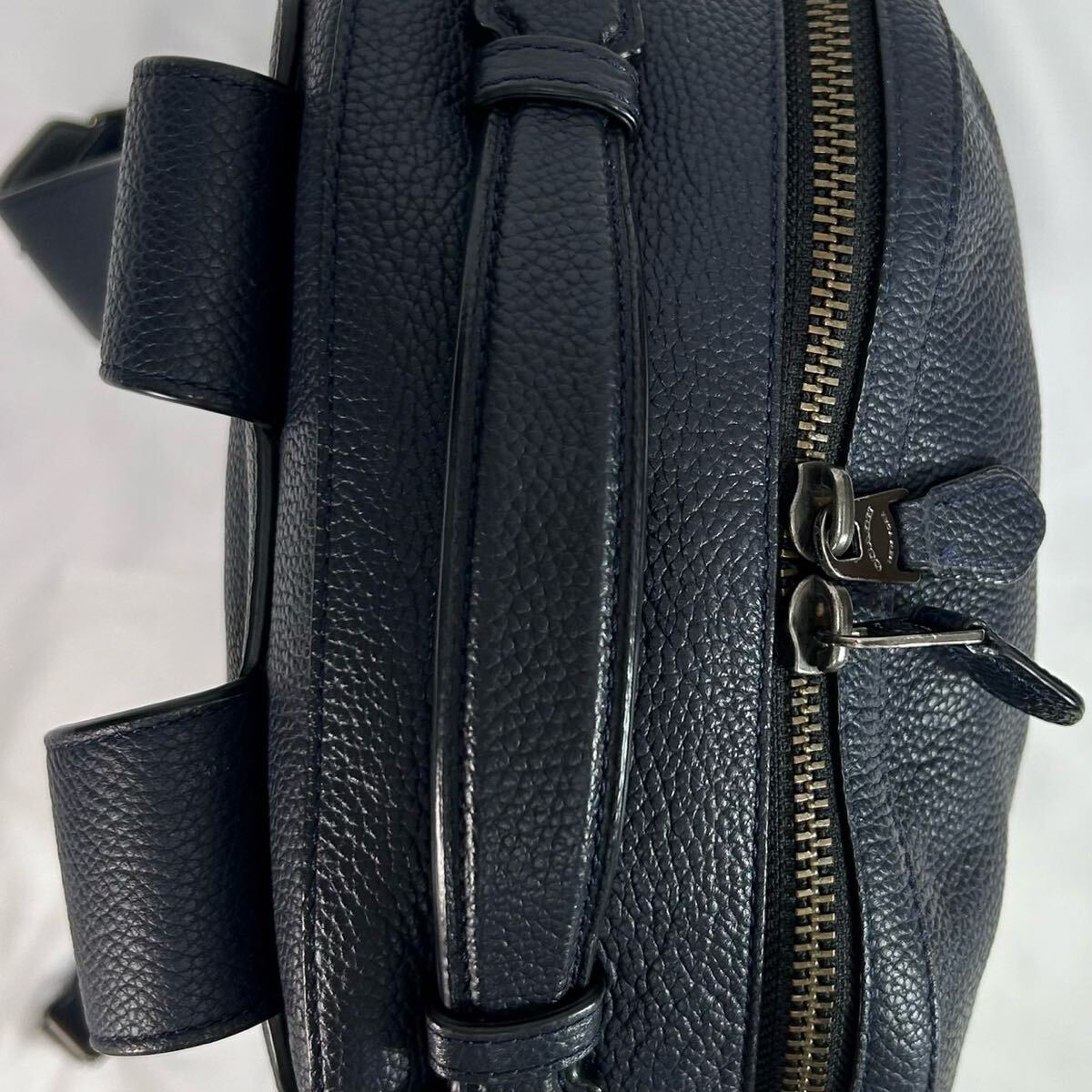入手困難品/極美品】 定価18万円 コーチ COACH メトロポリタン 入手困難品/極美品】 定価18万円 コーチ COACH メトロポリタン
