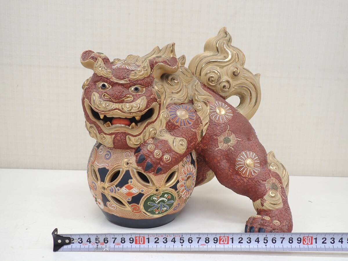 九谷焼 赤獅子 玉獅子 玉乗獅子 獅子 狛犬 高さ約31.5cm 金彩 九谷焼 赤獅子 玉獅子 玉乗獅子 獅子 狛犬 高さ約31.5cm 金彩