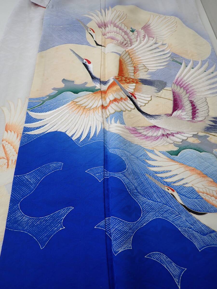 時代物 アンティーク 正絹 振袖 鶴文 蘇州刺繍 金糸 銀糸 身丈 時代物 アンティーク 正絹 振袖 鶴文 蘇州刺繍 金糸 銀糸 身丈