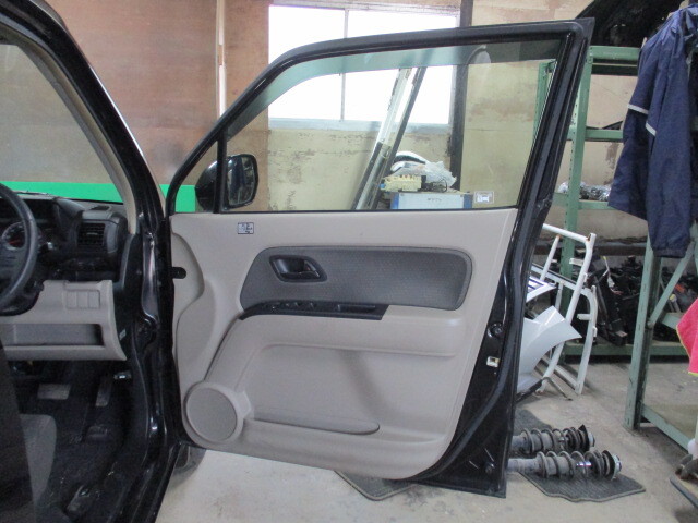 現車743 JE1 ゼスト ホンダ 右フロントドア DM/PWS別売 B92P/ナイトホークブラックパール〔翌日発送〕即決!※個人様宅配送不可_画像10