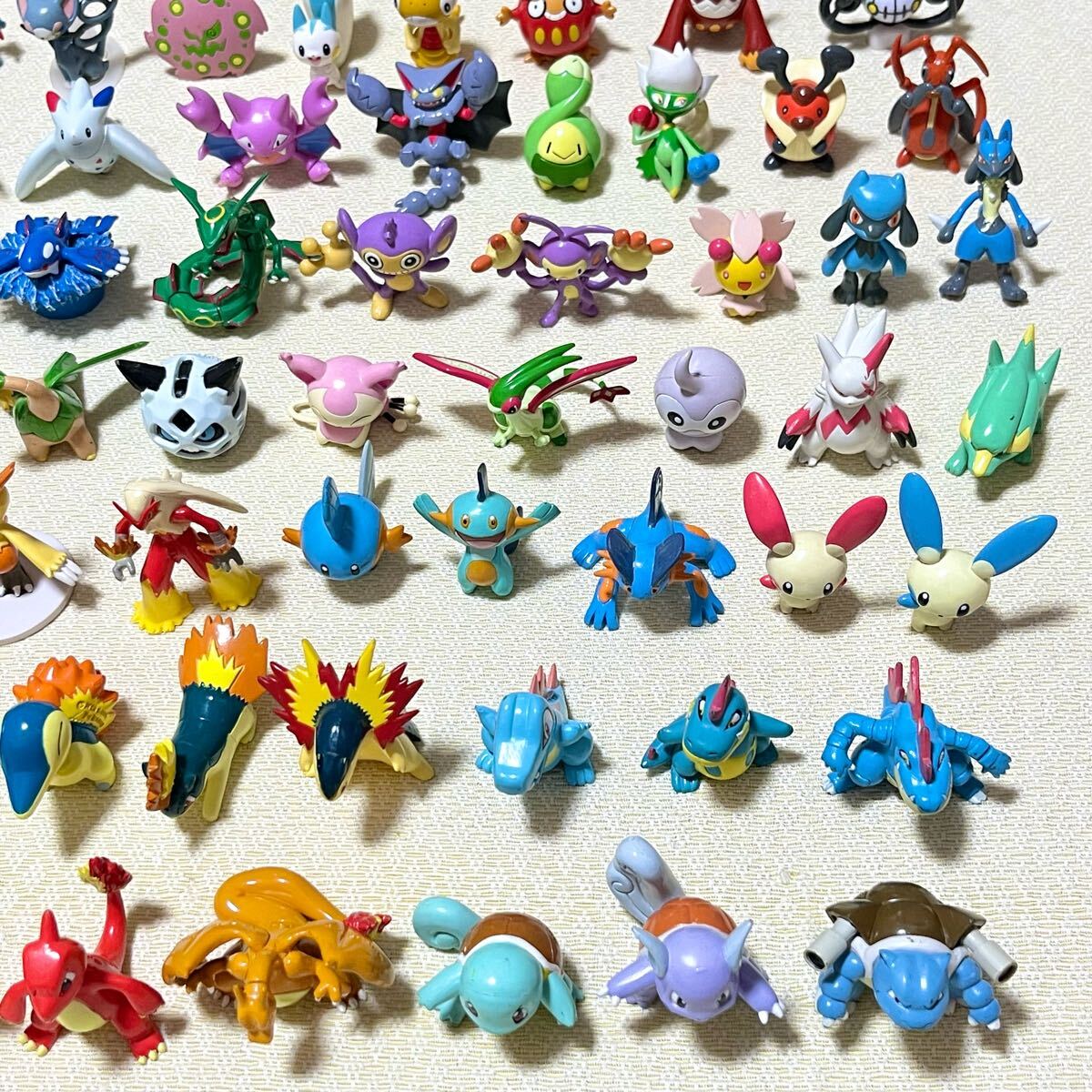 モンコレ 100体 大量セット 初期 ポケモン フィギュア TOMY モンコレ 100体 大量セット 初期 ポケモン フィギュア TOMY