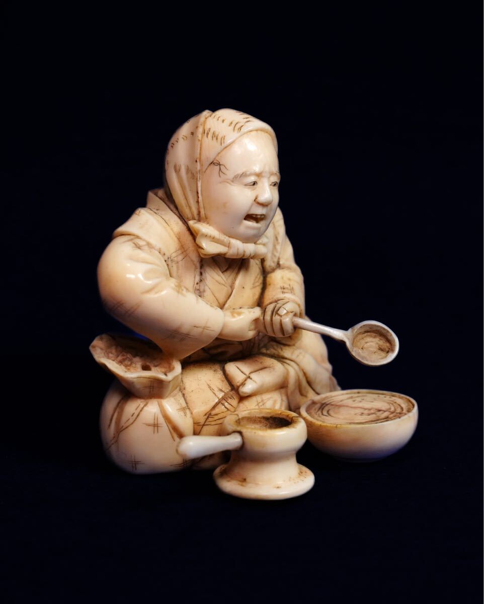 象牙風 人物 彫刻 天然素材 在銘 根付 縁起物 置物 細密彫刻 象牙風 人物 彫刻 天然素材 在銘 根付 縁起物 置物 細密彫刻