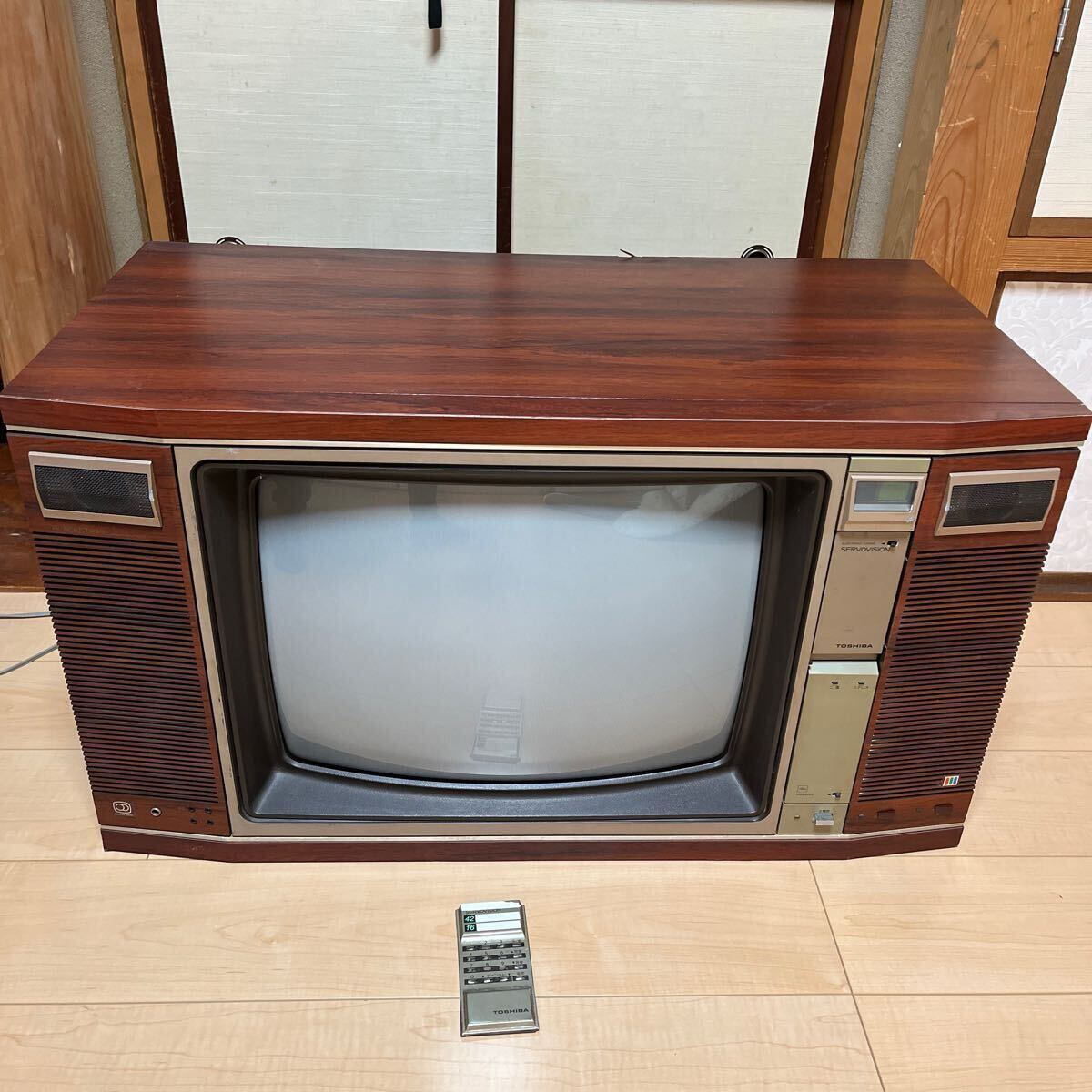 Yahoo!オークション - サザエさんモデル 昭和レトロ 東芝 20型 Yahoo!オークション - サザエさんモデル 昭和レトロ 東芝 20型