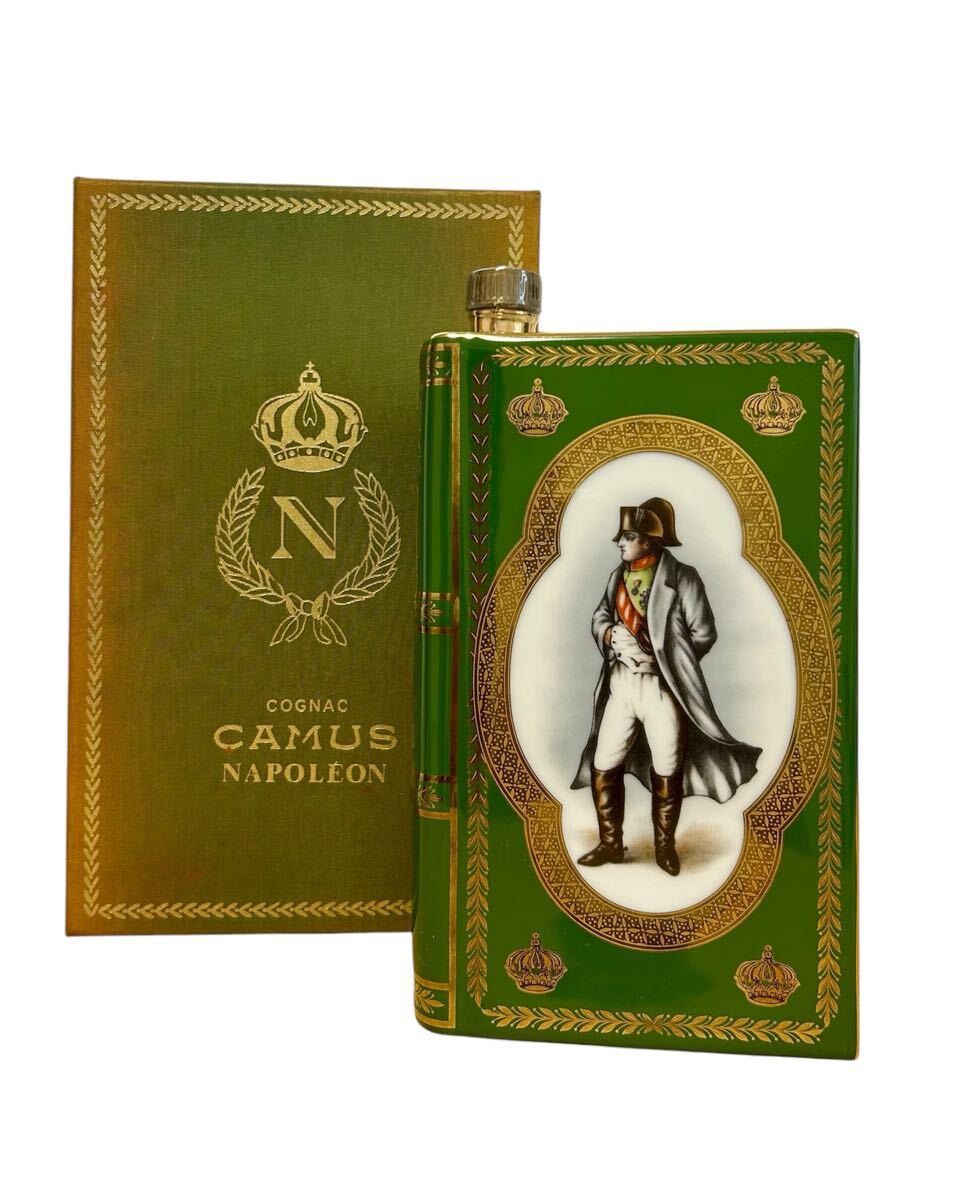 CAMUS カミュ ナポレオン ブック 陶器ボトル 緑 推定約700ml CAMUS カミュ ナポレオン ブック 陶器ボトル 緑 推定約700ml