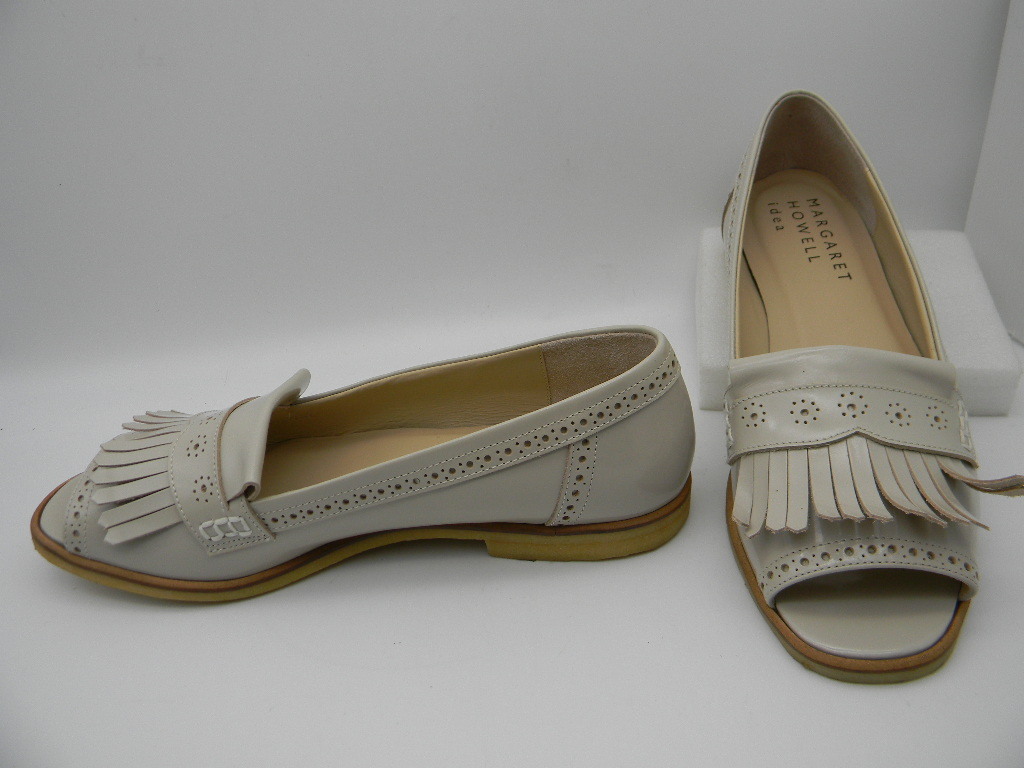MARGARET HOWELL idea 】 革パンプス(24.5cm)ベージュ MARGARET HOWELL idea 】 革パンプス(24.5cm)ベージュ