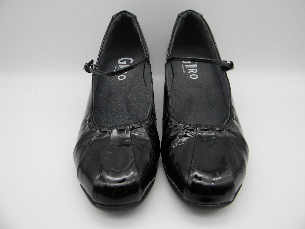 GIRO pedala by asics 】 パンプス(23.5~24cm位)黒 GIRO pedala by asics 】 パンプス(23.5~24cm位)黒