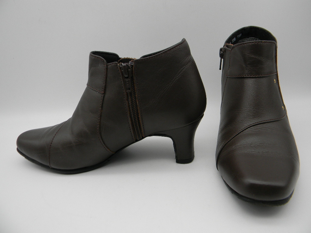 ♪*◇【 Hush Puppies ハッシュパピー 】◇ 革ブーツ(23cm ♪*◇【 Hush Puppies ハッシュパピー 】◇ 革ブーツ(23cm