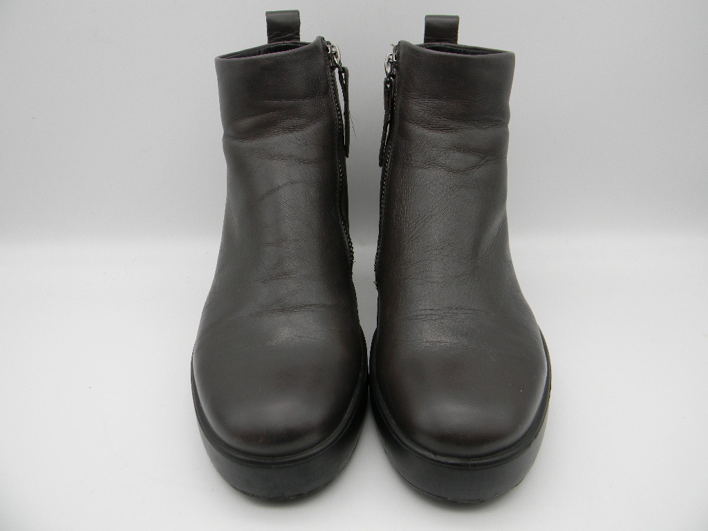 ♪◆【 ecco 】◆ 革ブーツ（EU＝３６、CN＝225）２３ｃｍ位 こげ茶色_画像6