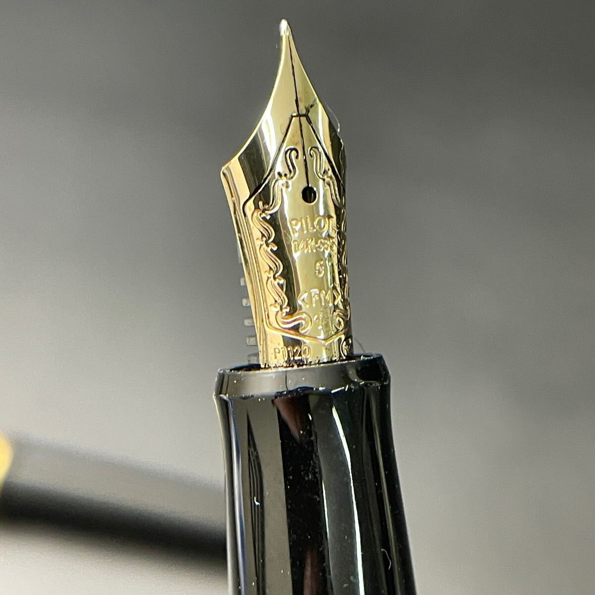 SAILOR 万年筆 1911 14K ペン先 585 H-MF/ PILOT 14K-585 FM 2点 SAILOR 万年筆 1911 14K ペン先 585 H-MF/ PILOT 14K-585 FM 2点