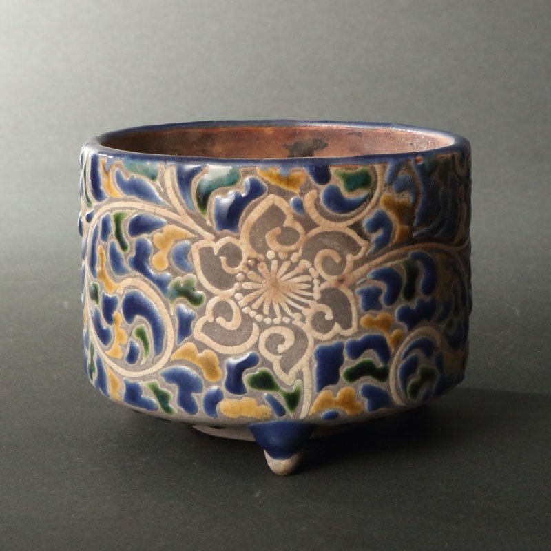 深和】江戸中・後期◇古清水色絵堆朱手花唐草文三足香炉 野崎幻 深和】江戸中・後期◇古清水色絵堆朱手花唐草文三足香炉 野崎幻
