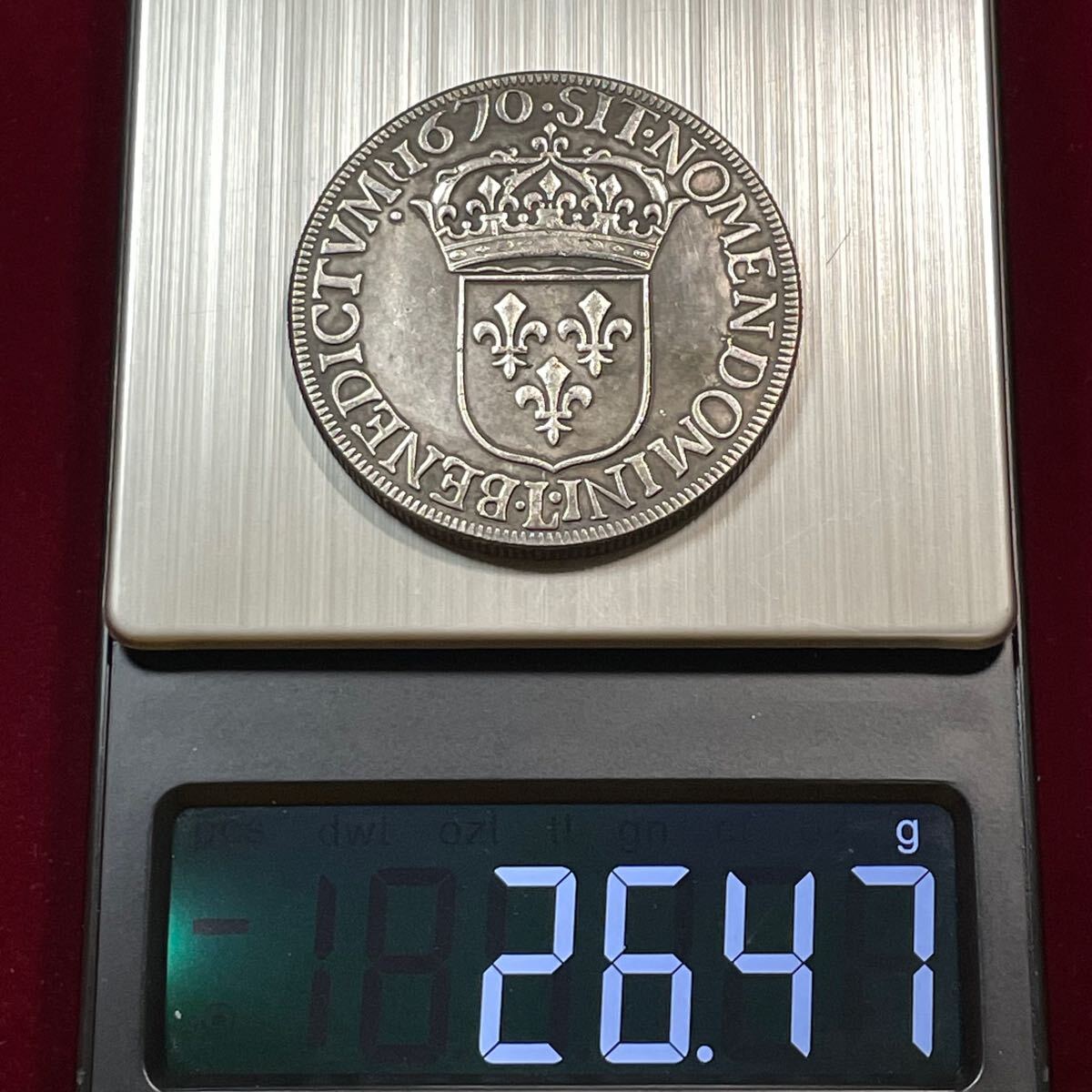 外国古銭 フランス 1670年 ルイ14世 少年時代の胸像 クラウン 外国古銭 フランス 1670年 ルイ14世 少年時代の胸像 クラウン