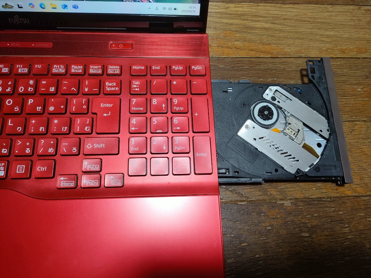 美品 富士通 LIFEBOOK FMV AH53/C2 Core i7-8550U 15.6inch 増設 美品 富士通 LIFEBOOK FMV AH53/C2 Core i7-8550U 15.6inch 増設