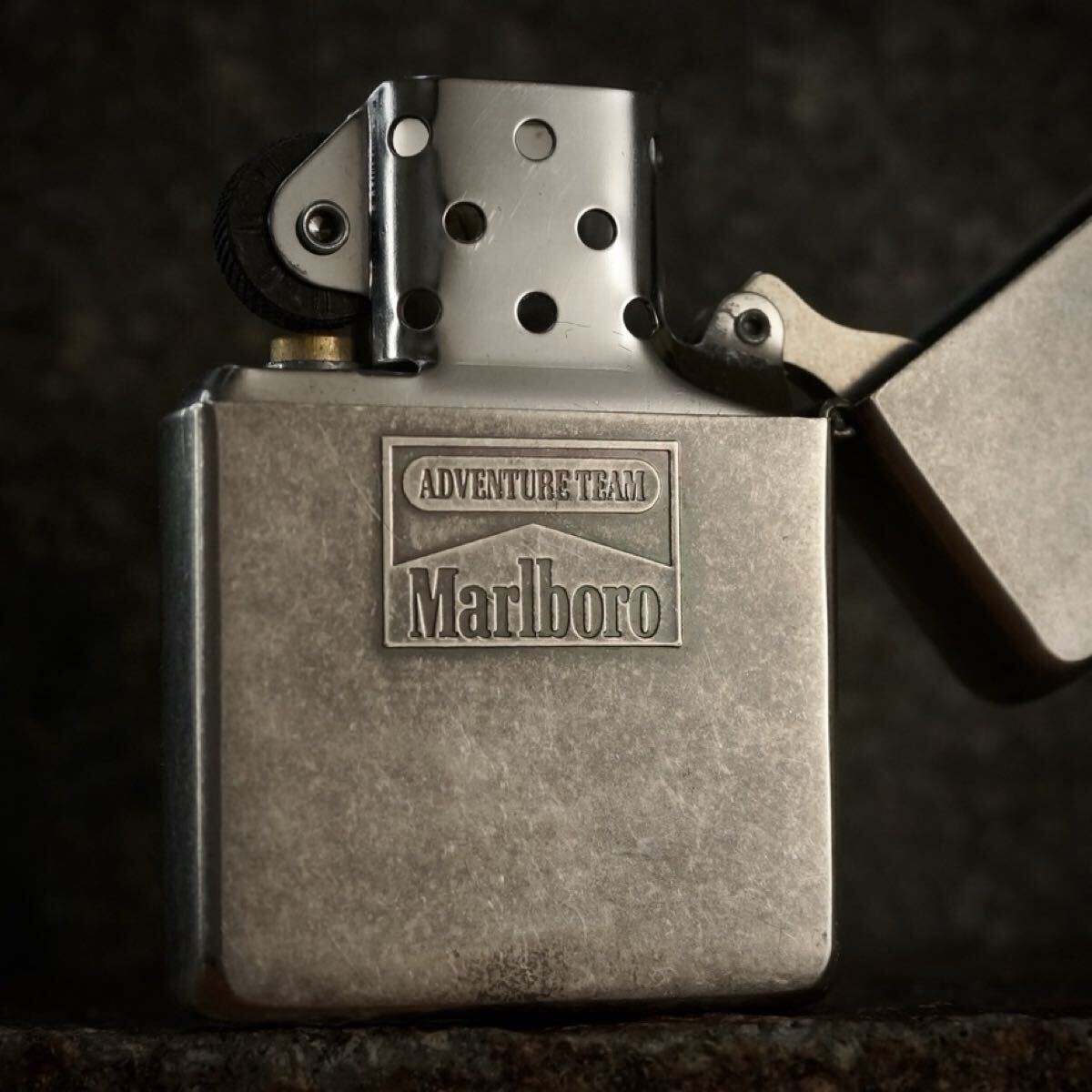 特別出品 】1円スタート 未使用 1995年 Marlboro Zippo 特別出品 】1円スタート 未使用 1995年 Marlboro Zippo