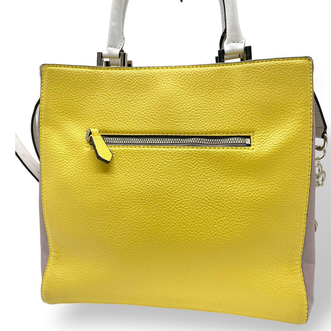 極美品 GUESS ゲス 2way ショルダーバッグ ハンドバッグ レザー 極美品 GUESS ゲス 2way ショルダーバッグ ハンドバッグ レザー