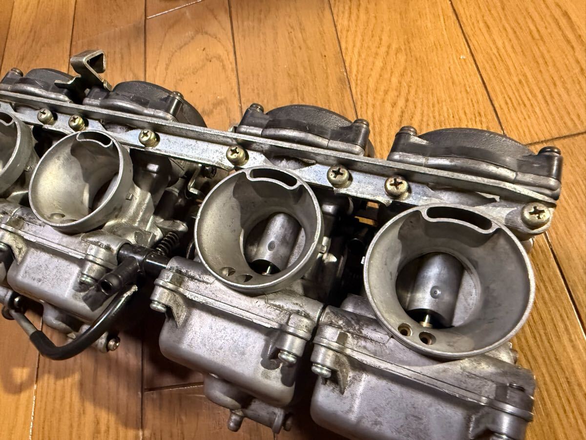 実働車外し gpz400rキャブレター&部品取りキャブレターと 実働車外し gpz400rキャブレター&部品取りキャブレターと