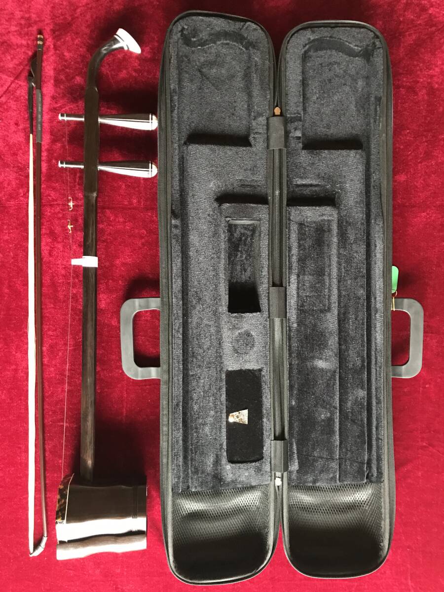 特価・二胡 上級黒檀 本格錦蛇皮 古月琴坊・黄建洪製作 十年保証 特価・二胡 上級黒檀 本格錦蛇皮 古月琴坊・黄建洪製作 十年保証