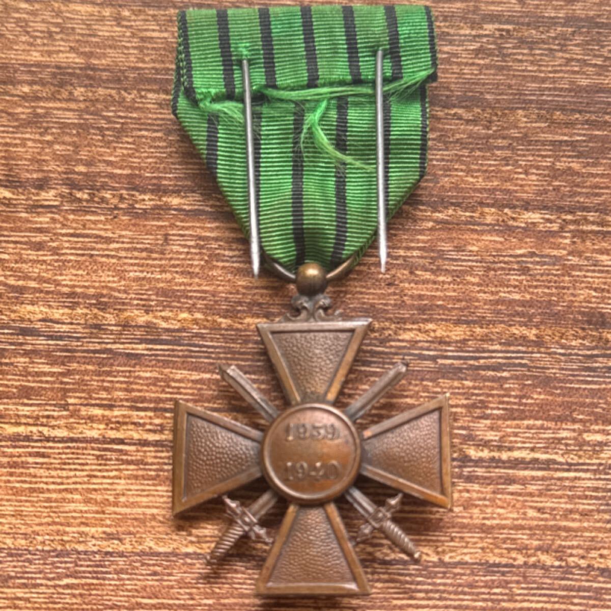 【送料無料】 フランス軍 勲章 記章 徽章 WWI クロワドゲール 戦功十字章 アメリカ軍 勲章 アメリカ勲章 殊勲飛行十字章 （アメリカ軍