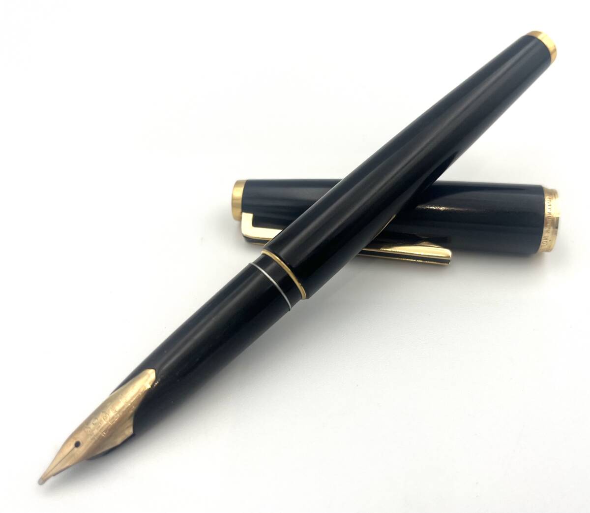 PILOT パイロット 万年筆 カスタム74 ペン先14K 585 ブラック PILOT パイロット 万年筆 カスタム74 ペン先14K 585 ブラック