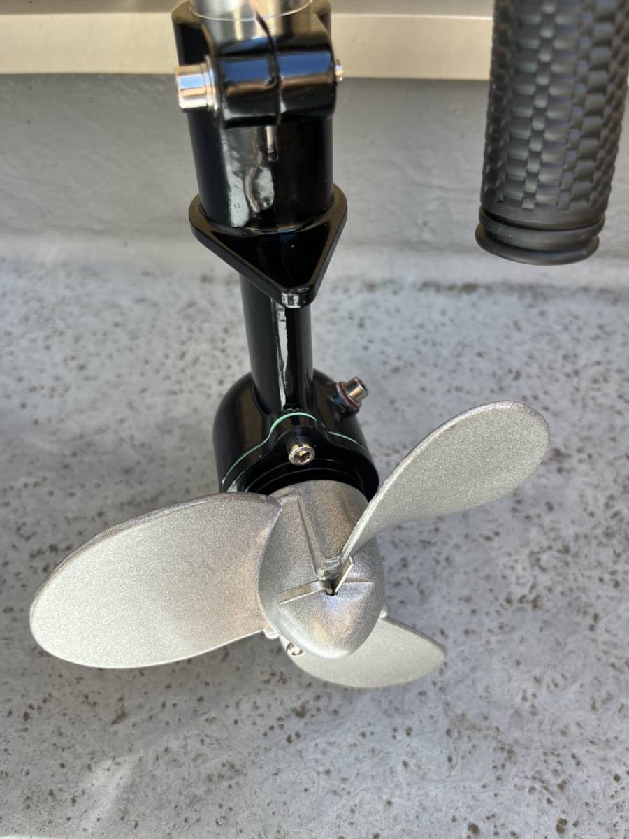 船外機 エンジン 4スト 2馬力 53cc 免許不要 釣り ゴムボート 船外機 エンジン 4スト 2馬力 53cc 免許不要 釣り ゴムボート