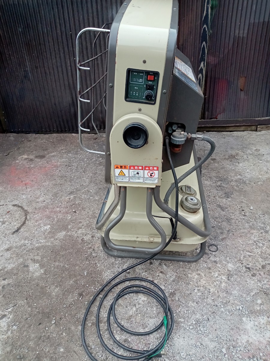 靜岡制機(jī) 大型ジェットヒーター VAL6YD 　溫風(fēng)機(jī) ホットガン ストーブ 暖房　 燈油 100V 50/60Hz 業(yè)務(wù)用 工場(chǎng)　是非この機(jī)會(huì)に
