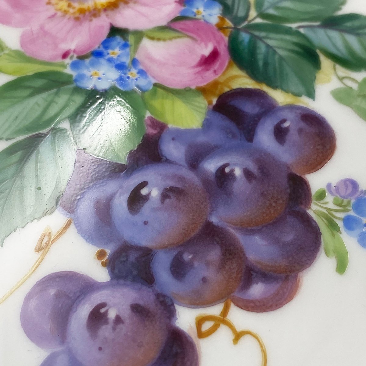 Meissen マイセン 花とブドウ (53943/242510) 陶板画 プラーク Meissen マイセン 花とブドウ (53943/242510) 陶板画 プラーク