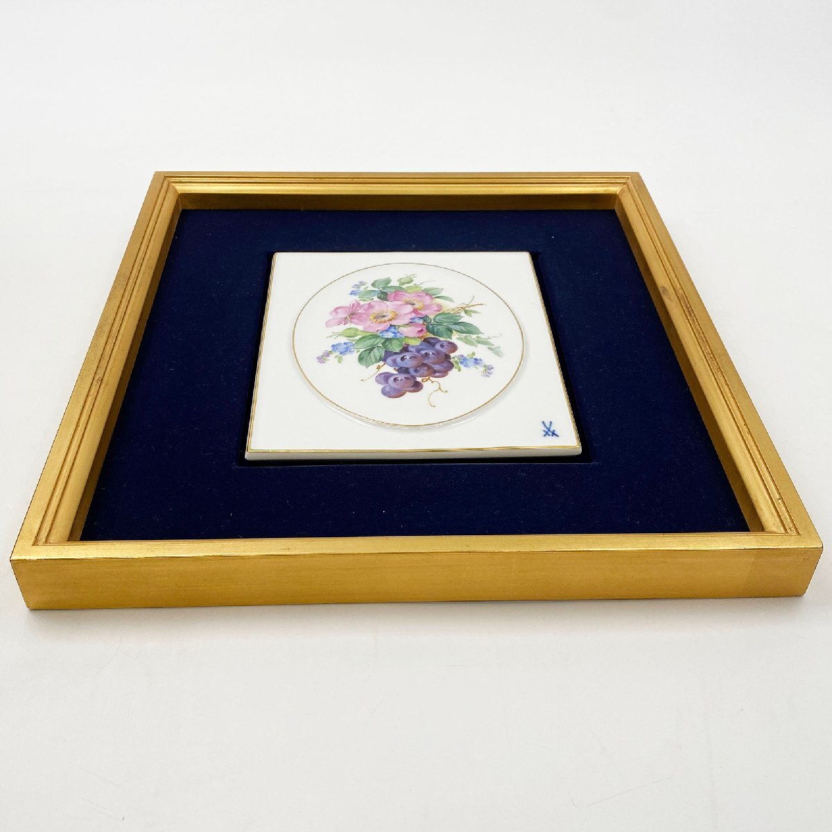 Meissen マイセン 花とブドウ (53943/242510) 陶板画 プラーク Meissen マイセン 花とブドウ (53943/242510) 陶板画 プラーク