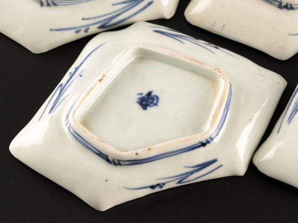 流】古伊万里 江戸期 蒟蒻印判 富士型皿五客 PA538(染付)|売買 流】古伊万里 江戸期 蒟蒻印判 富士型皿五客 PA538(染付)|売買