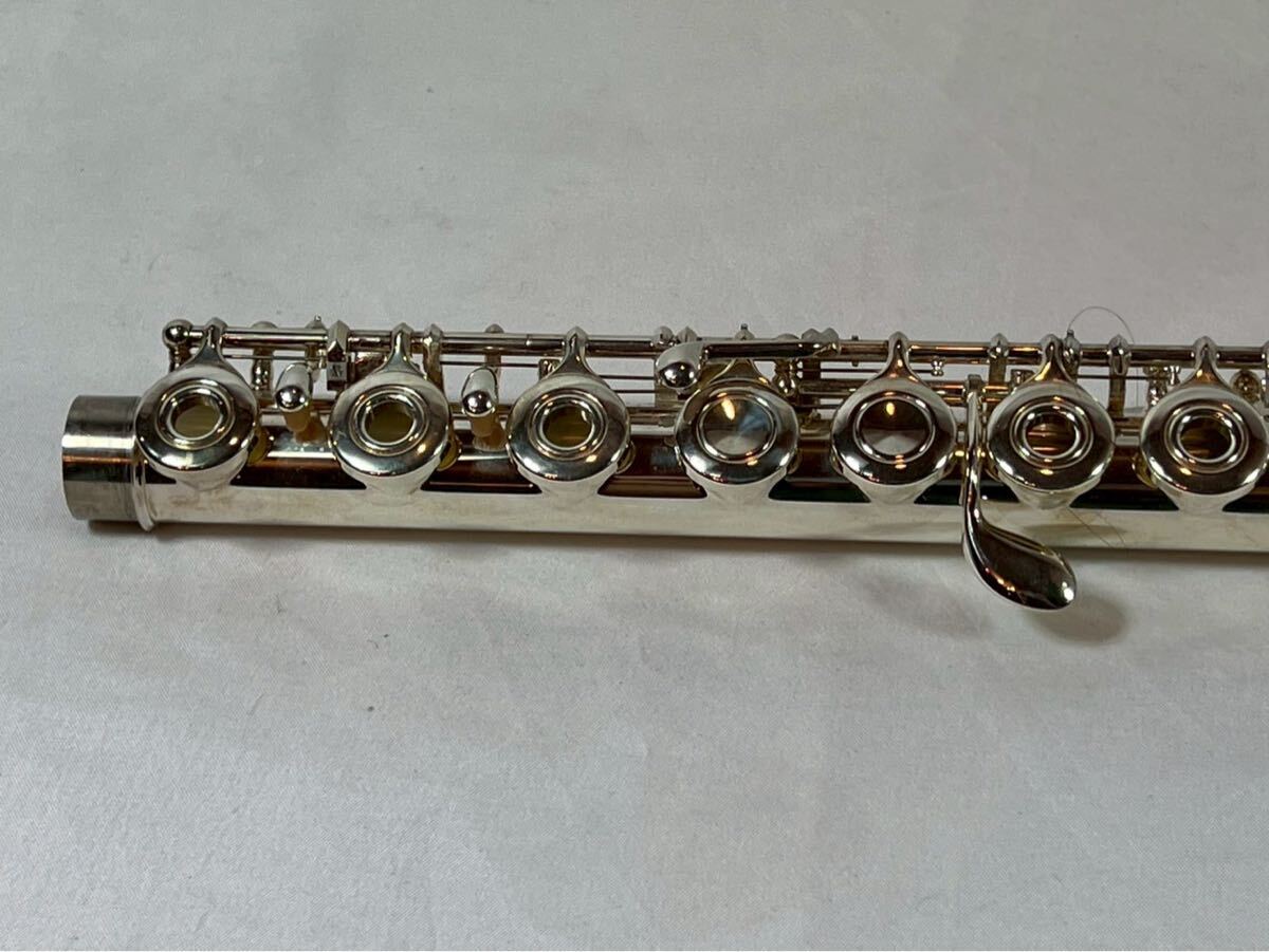 1円スタート YAMAHA ヤマハ フルート YFL-281 ハードケース付 1円スタート YAMAHA ヤマハ フルート YFL-281 ハードケース付