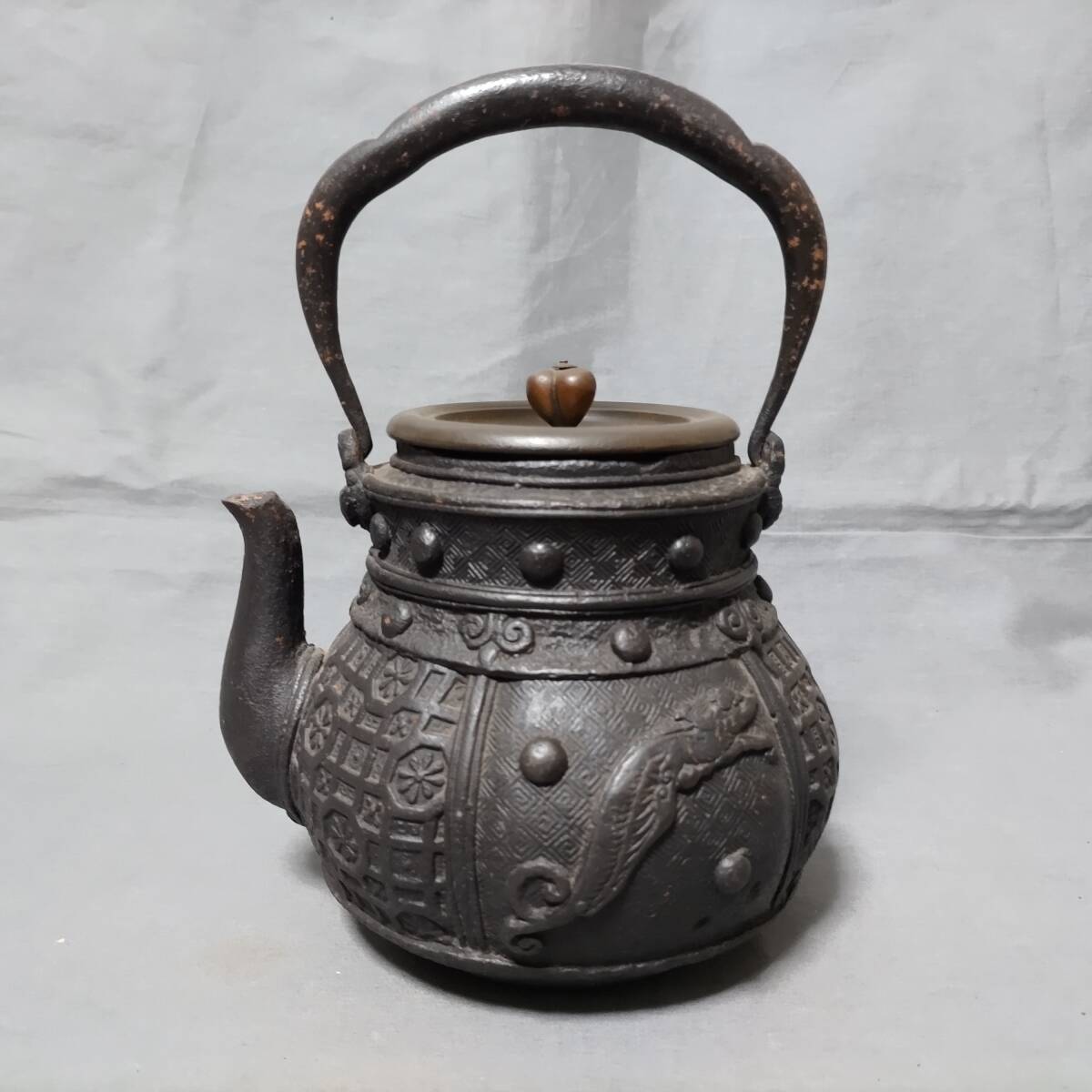 △ 4/22 289018 龍文堂造 鉄瓶 茶道具 急須 骨董 コレクション △ 4/22 289018 龍文堂造 鉄瓶 茶道具 急須 骨董 コレクション