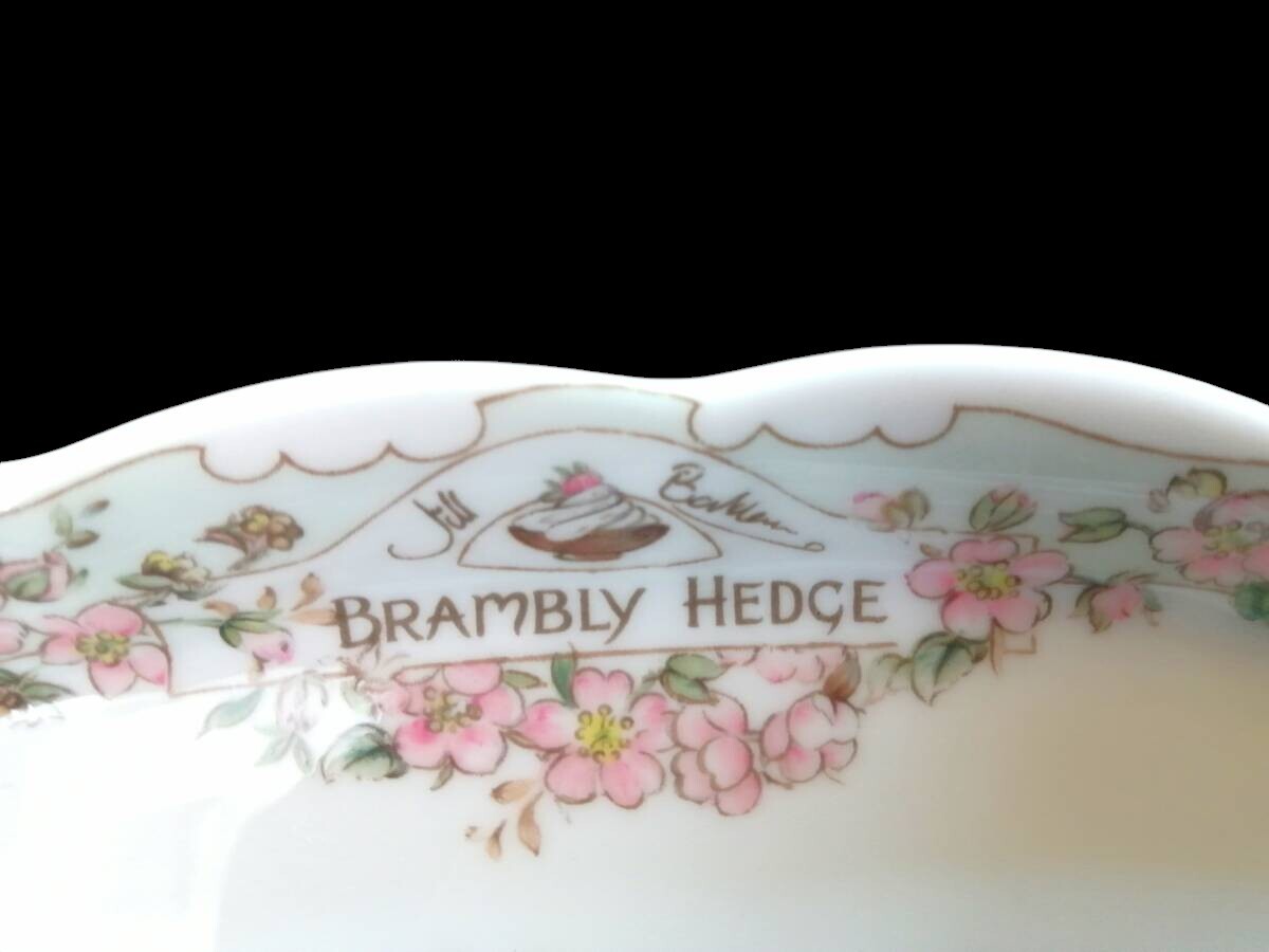 26X15CM 良品 自宅保管 ロイヤルドルトン ブランブリーヘッジ 26X15CM 良品 自宅保管 ロイヤルドルトン ブランブリーヘッジ