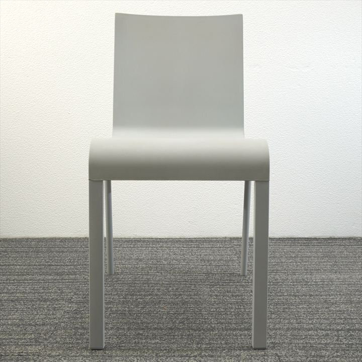送料無料】ヴィトラ .03(ゼロスリー) スタッキングチェア グレー