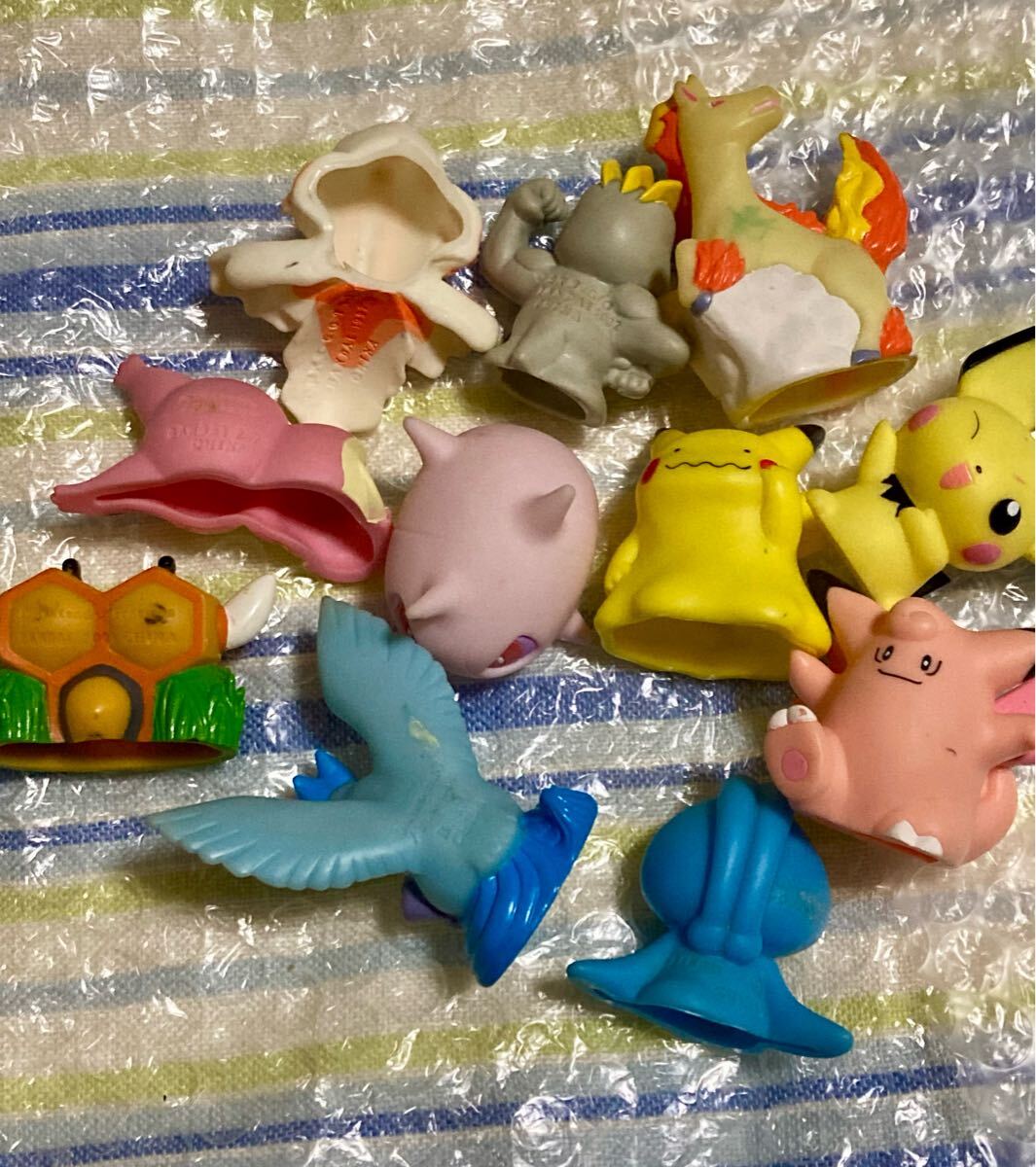 ポケットモンスター 指人形 ポケモンキッズ等☆まとめて 40体 ポケットモンスター 指人形 ポケモンキッズ等☆まとめて 40体