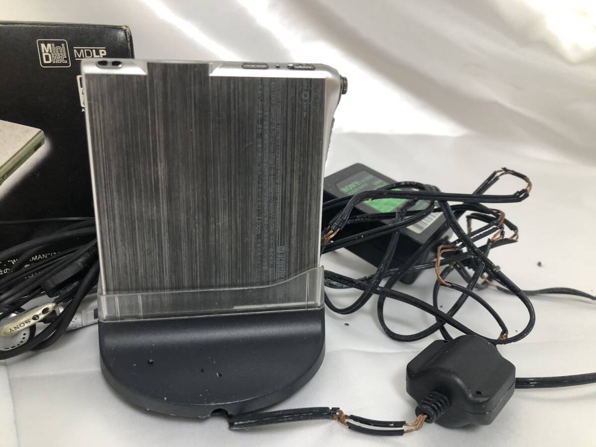 SONY MZ-E10 ソニー MDプレーヤー WALKMAN MDウォークマン 通電 SONY MZ-E10 ソニー MDプレーヤー WALKMAN MDウォークマン 通電