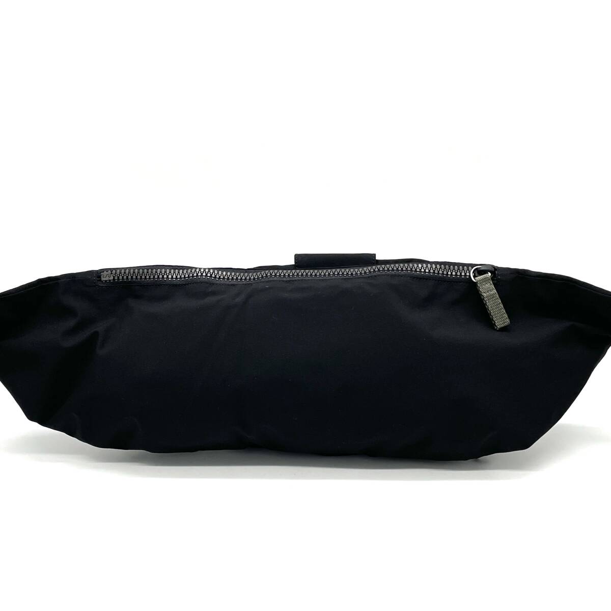 1円 極美品 PRADA プラダスポーツ ナイロン ブラック ウエスト 1円 極美品 PRADA プラダスポーツ ナイロン ブラック ウエスト