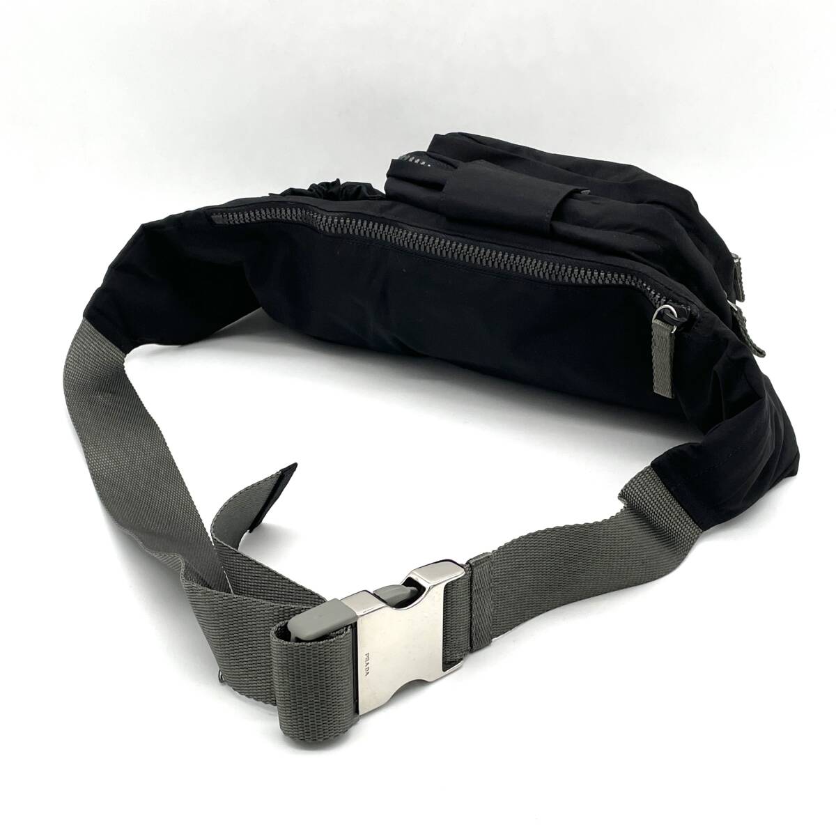 1円 極美品 PRADA プラダスポーツ ナイロン ブラック ウエスト 1円 極美品 PRADA プラダスポーツ ナイロン ブラック ウエスト