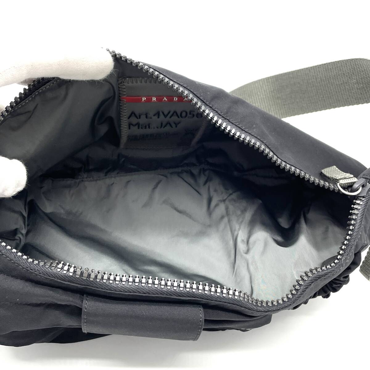 1円 極美品 PRADA プラダスポーツ ナイロン ブラック ウエスト 1円 極美品 PRADA プラダスポーツ ナイロン ブラック ウエスト