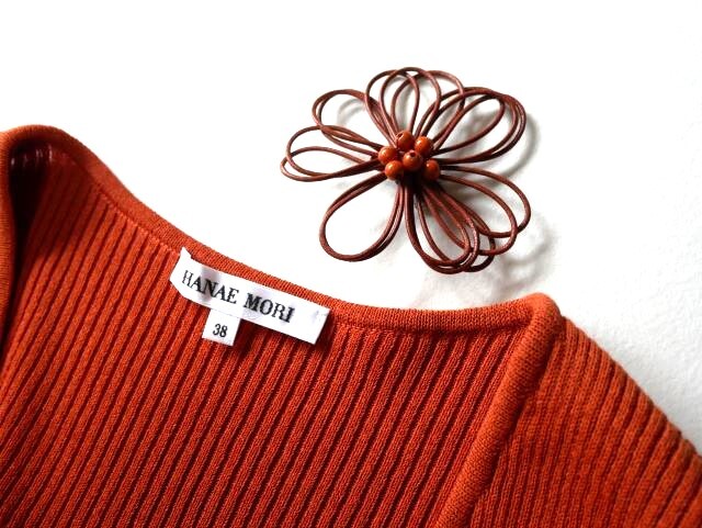 HANAE MORIハナエモリ♪定価39000円+TAX♪ブローチ付き HANAE MORIハナエモリ♪定価39000円+TAX♪ブローチ付き
