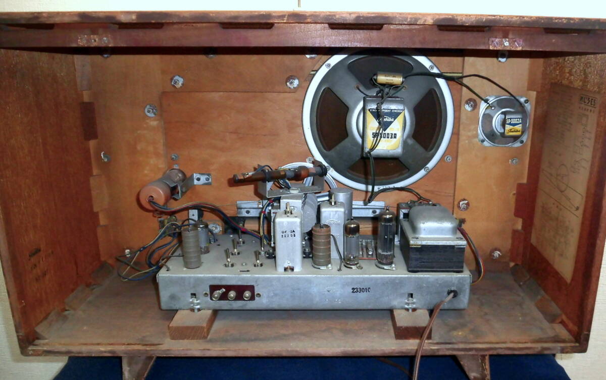 昭和レトロ> 真空管ラジオ めじろES HI-FI 受信確認済 東京芝浦 昭和レトロ> 真空管ラジオ めじろES HI-FI 受信確認済 東京芝浦