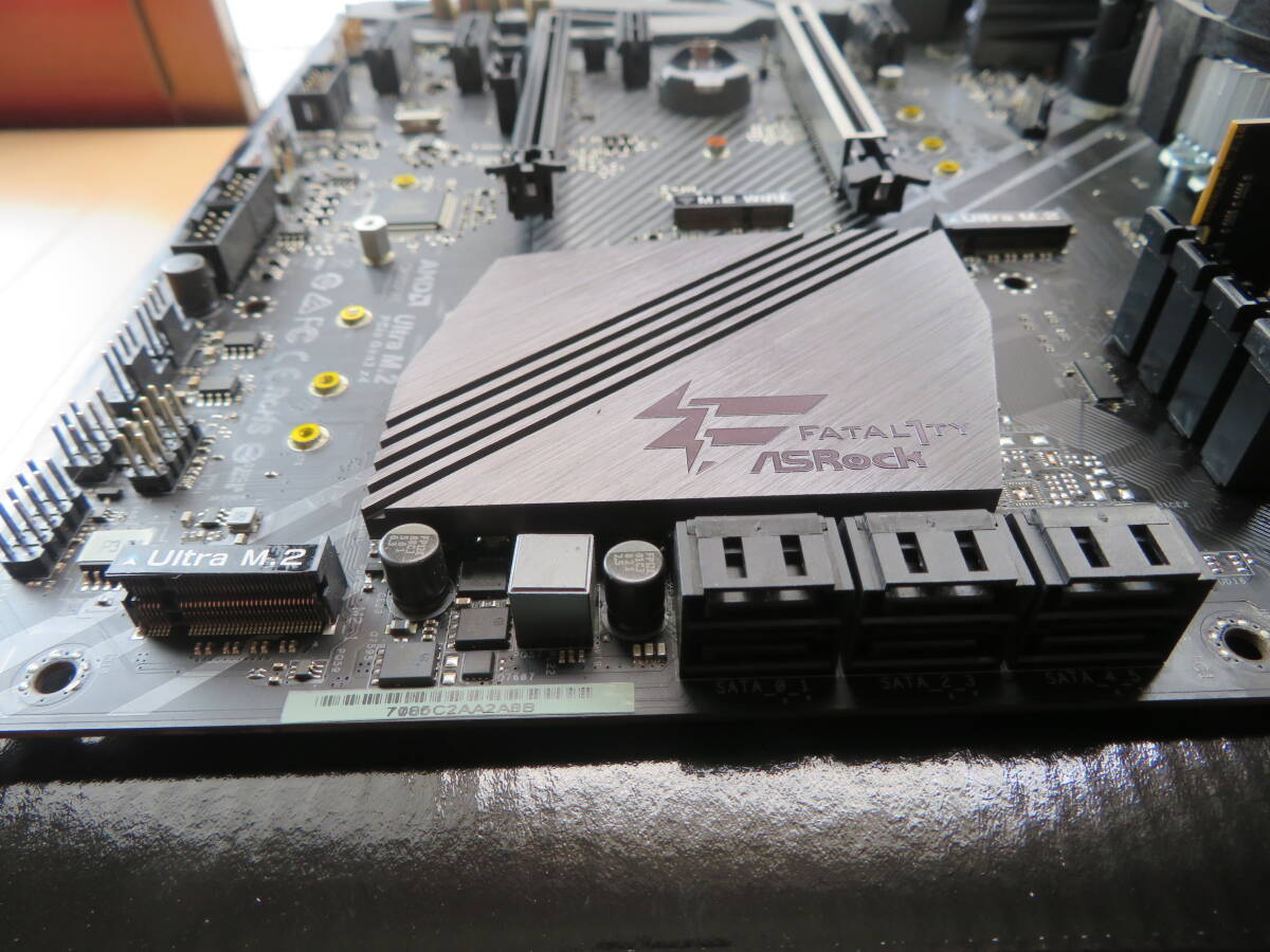 ASRock Fatal1ty H370 Performance DDR4 8GB×2枚 9世代 Core i5 ASRock Fatal1ty H370 Performance DDR4 8GB×2枚 9世代 Core i5
