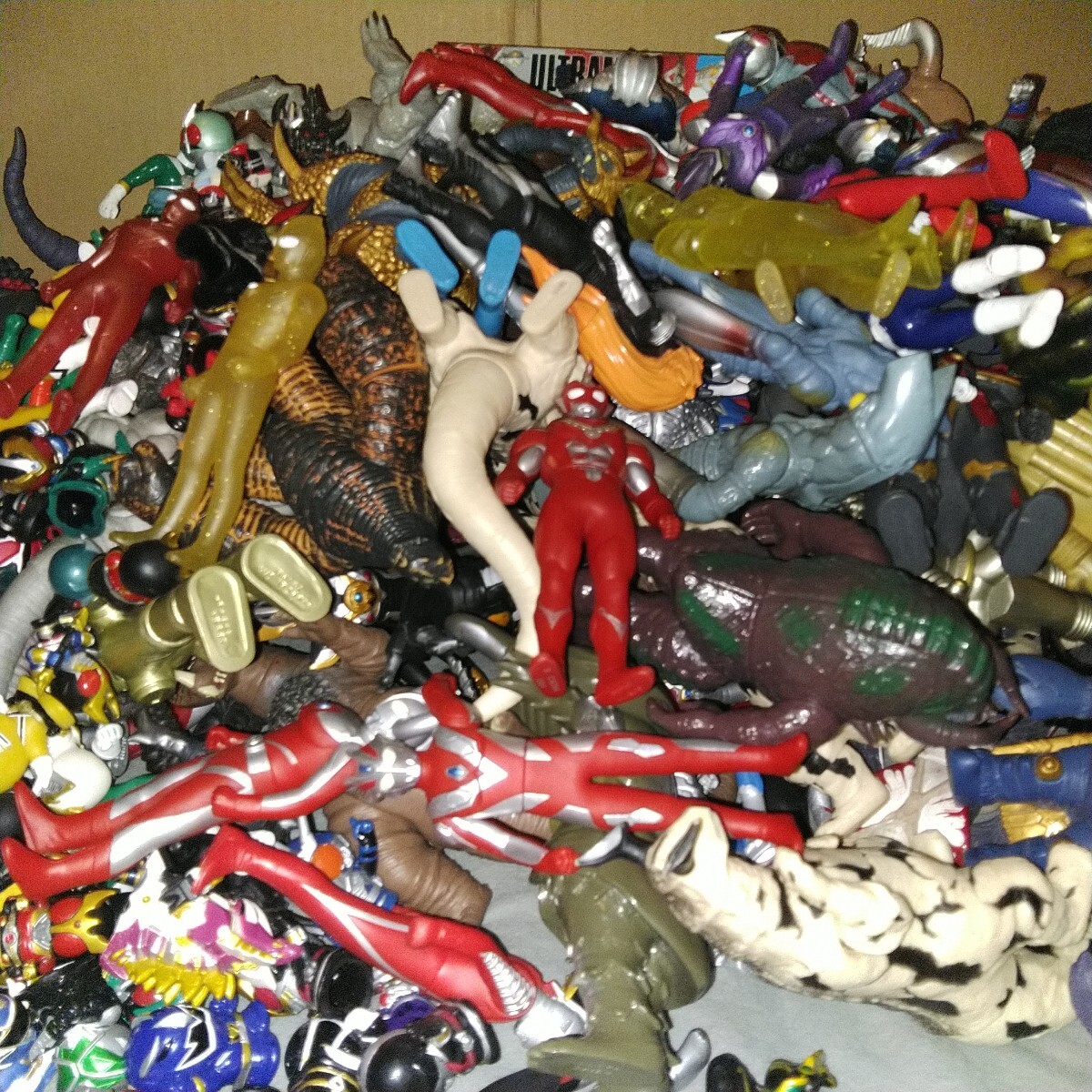 ウルトラマン 仮面ライダー 怪獣 戦隊ヒーロー ソフビ