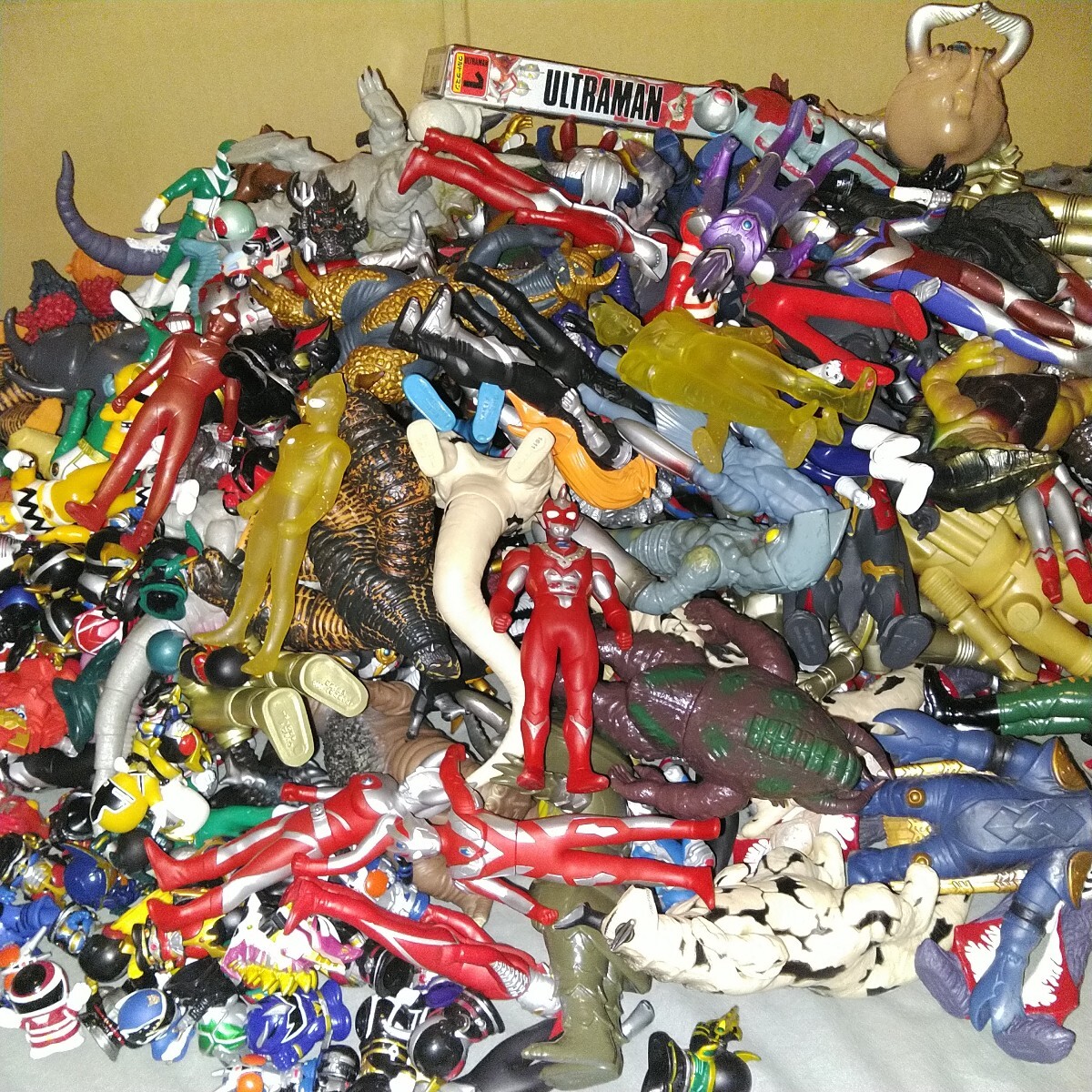 ウルトラマン 仮面ライダー 怪獣 戦隊ヒーロー ソフビ ウルトラマン 仮面ライダー 怪獣 戦隊ヒーロー ソフビ