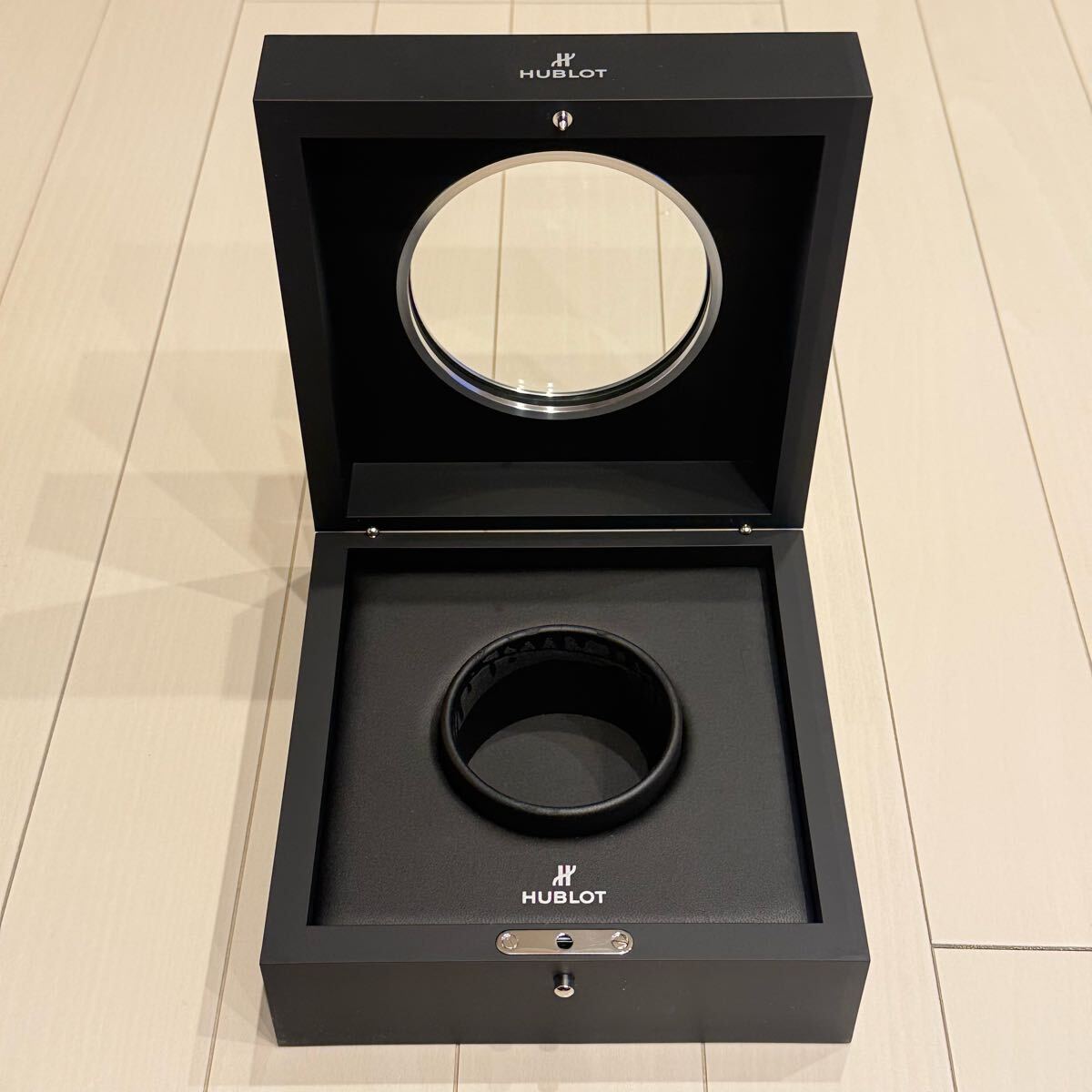 ウブロ HUBLOT ボックス 箱 ケース ウォッチケース 付属品 ウブロ HUBLOT ボックス 箱 ケース ウォッチケース 付属品