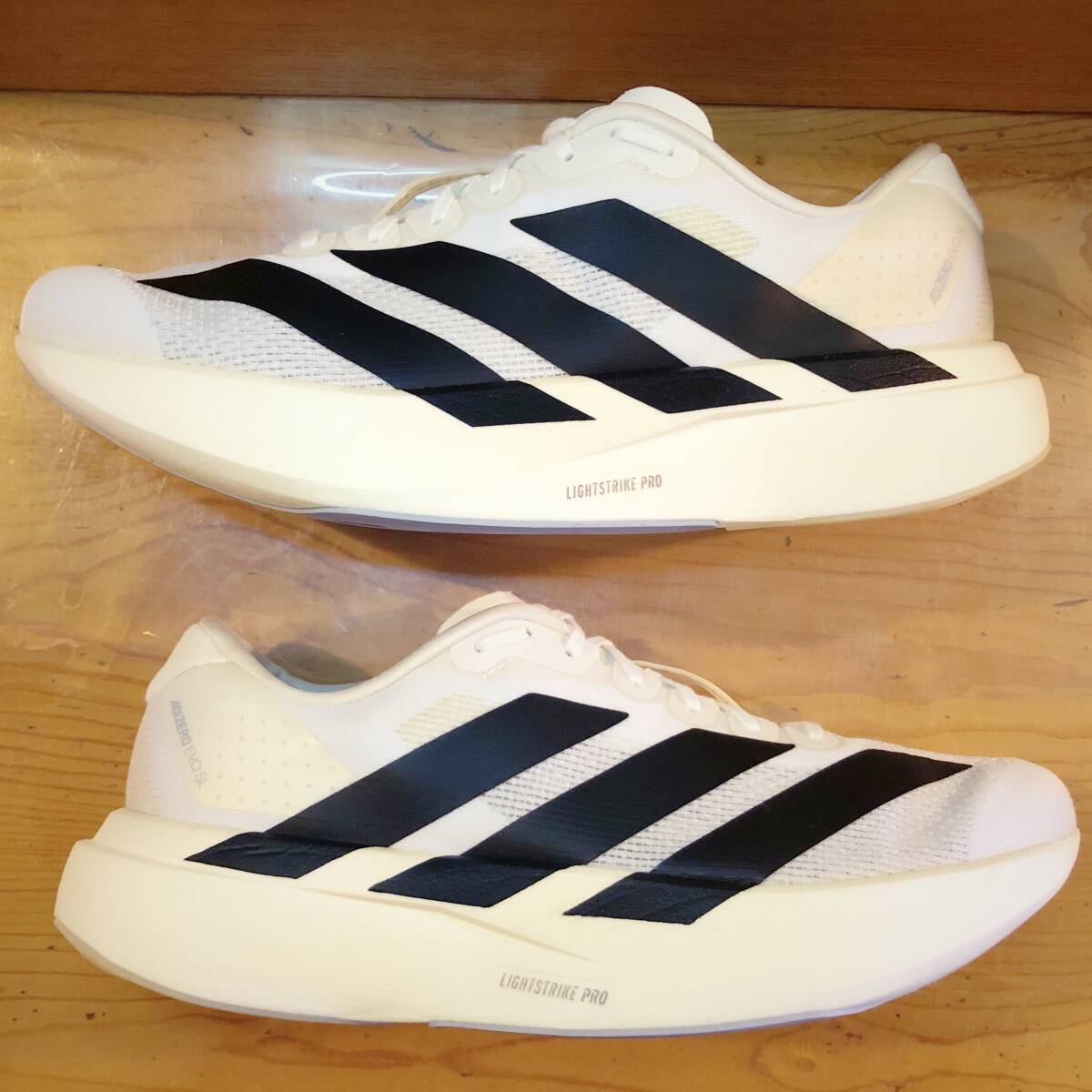 美品】Adidas/ Adizero EVO SL/ 27 5 cm/ ホワイト/ アディダス 美品】Adidas/ Adizero EVO SL/ 27 5 cm/ ホワイト/ アディダス