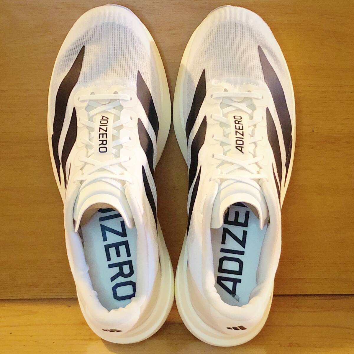美品】Adidas/ Adizero EVO SL/ 27 5 cm/ ホワイト/ アディダス 美品】Adidas/ Adizero EVO SL/ 27 5 cm/ ホワイト/ アディダス