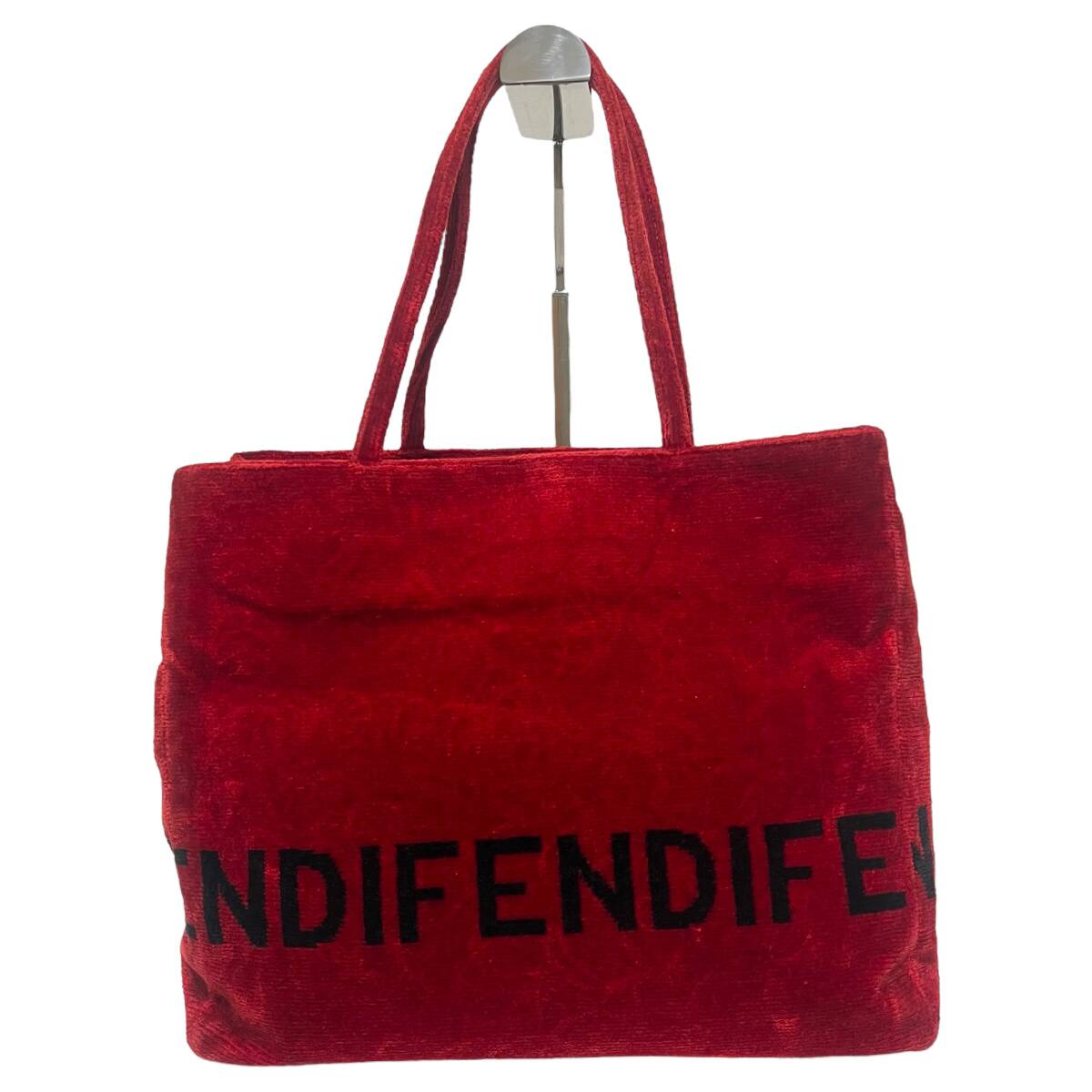 美品 FENDI フェンディ トートバッグ ハンドバッグ ベロア 赤 美品 FENDI フェンディ トートバッグ ハンドバッグ ベロア 赤