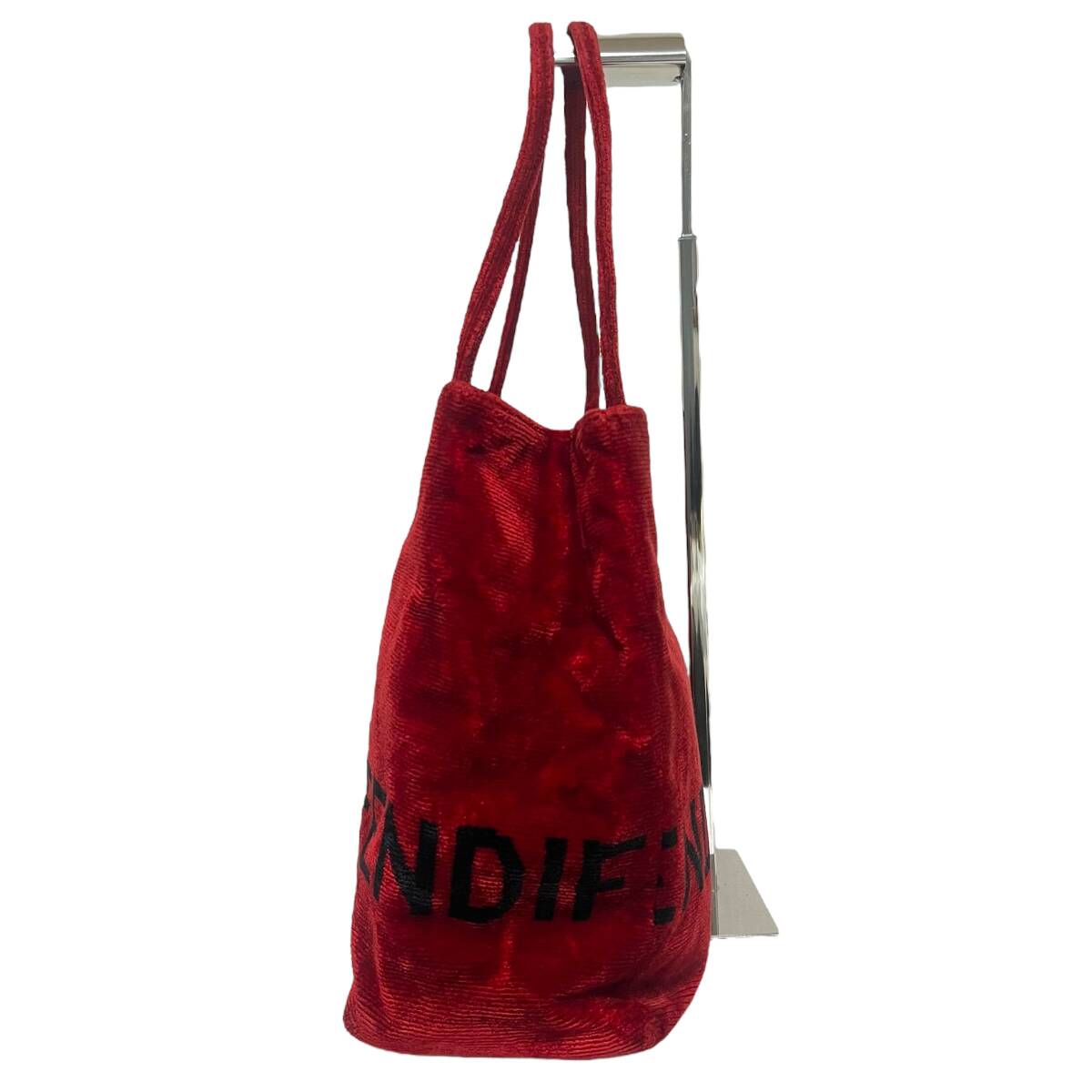 美品 FENDI フェンディ トートバッグ ハンドバッグ ベロア 赤 美品 FENDI フェンディ トートバッグ ハンドバッグ ベロア 赤
