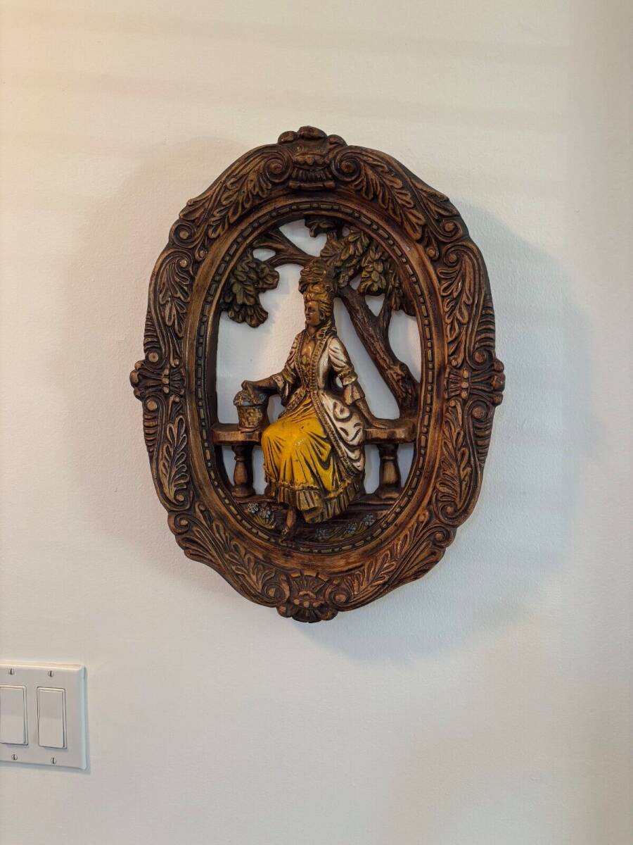 The lady 絵画 2 Vintage Victorian French Style Man & Woman Brown Chalkware