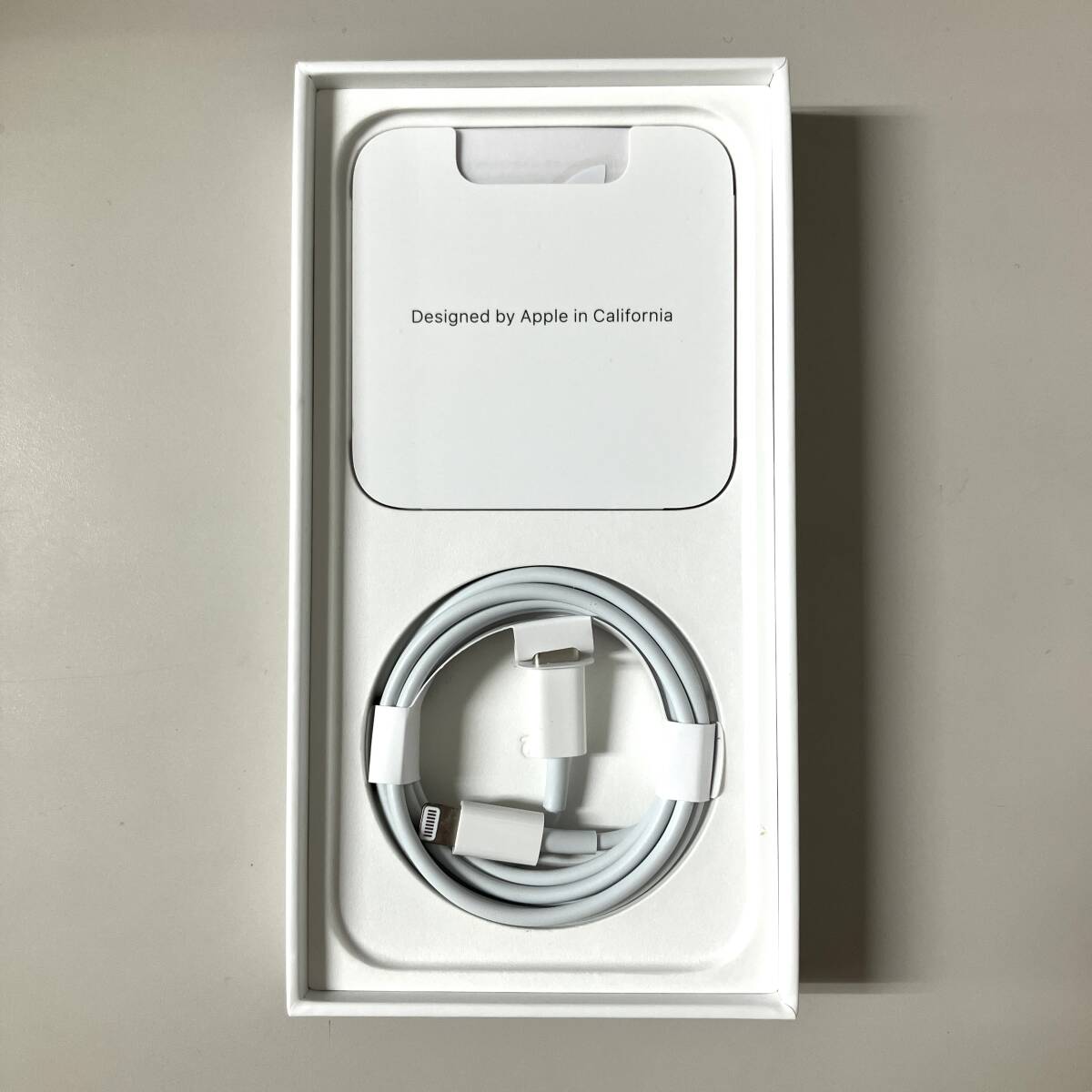 中古超美品】SIMフリー iPhone 13 256GB ブルー MLNM3J/A ≪楽天 中古超美品】SIMフリー iPhone 13 256GB ブルー MLNM3J/A ≪楽天